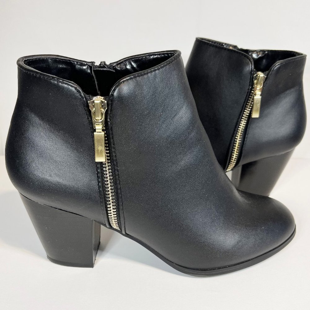 Style & Co Jamila Zip Booties 8W